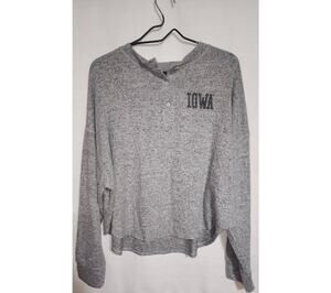 tailgate Iowa sweater gray large women's extra large